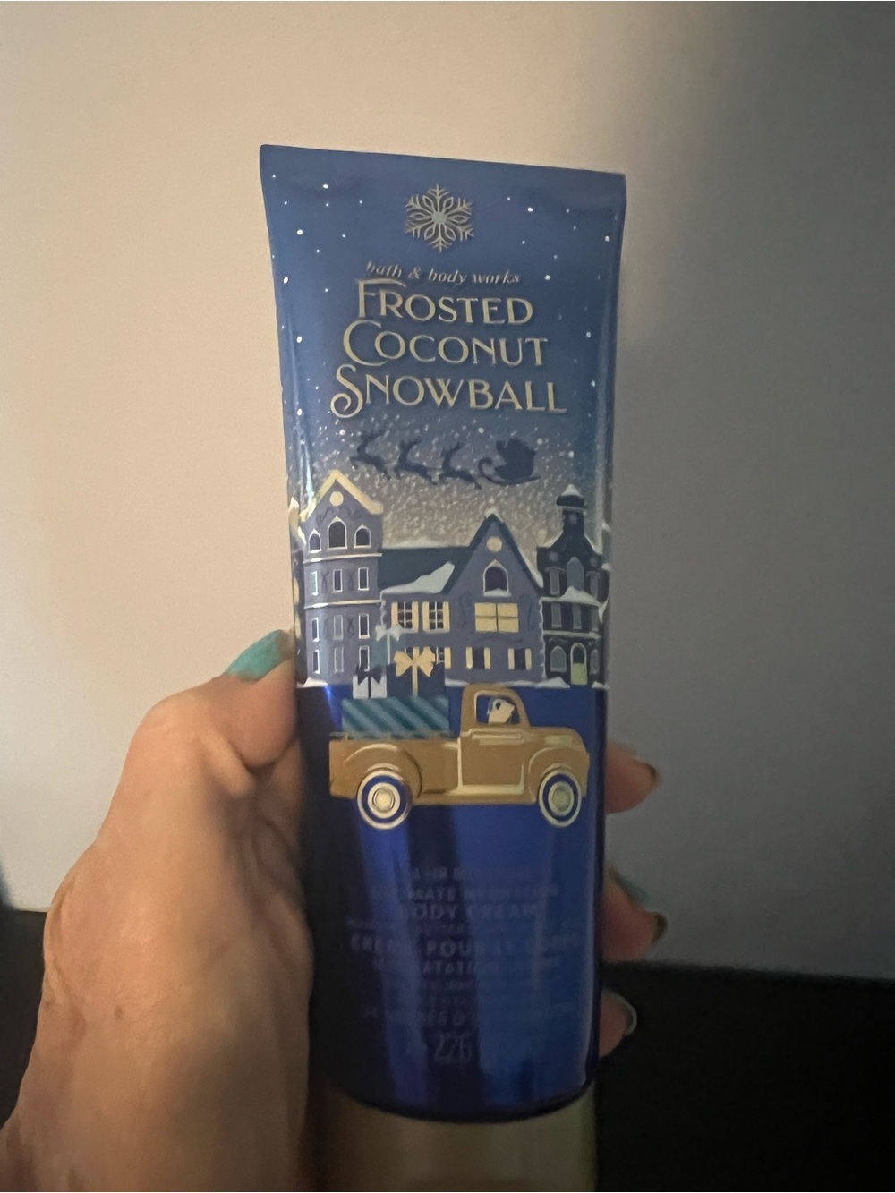 Bath & Body Works Frosted Coconut Snowball Body Cream - Blue & Gold